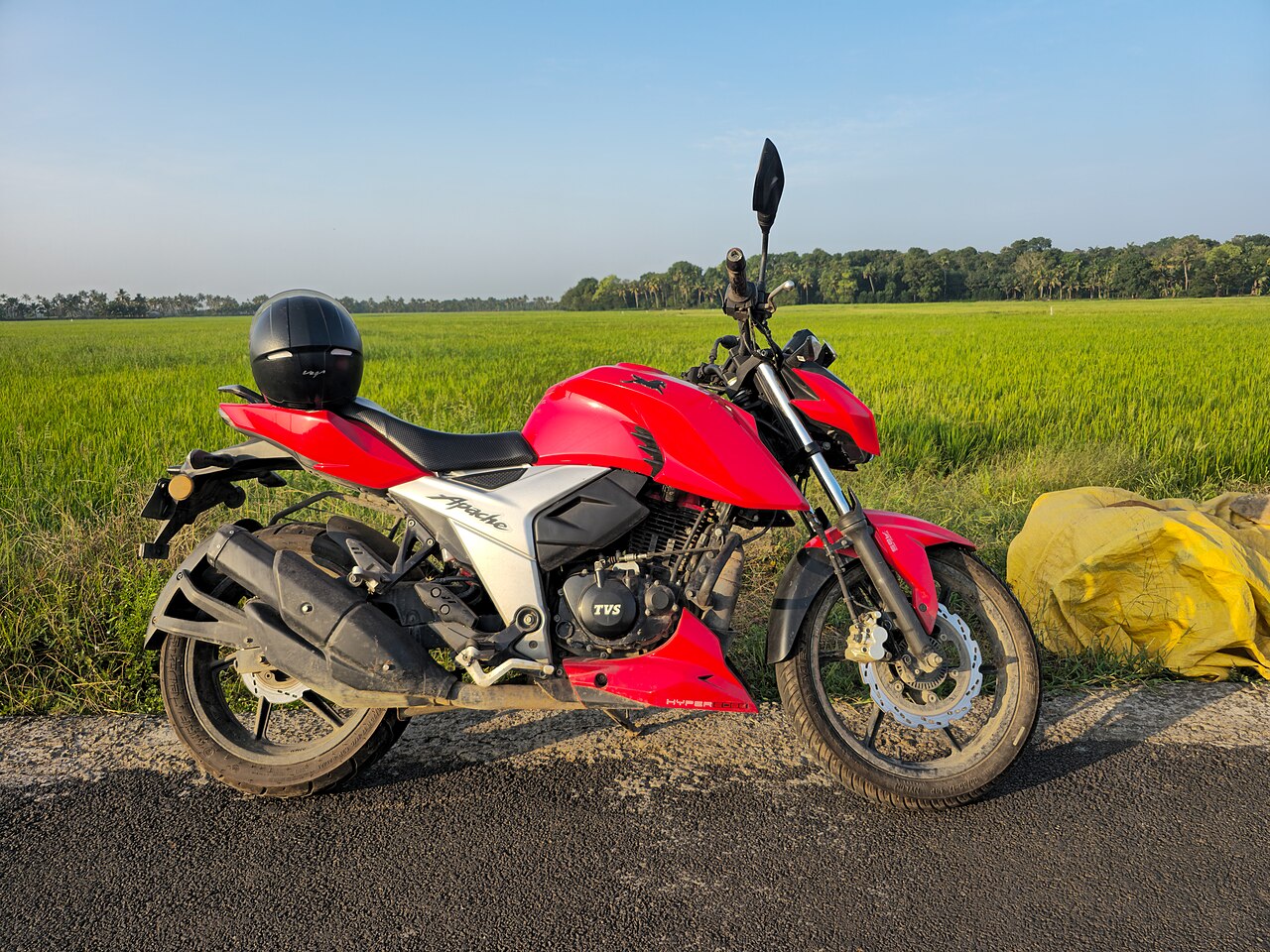 TVS Apache RTR 160 4V