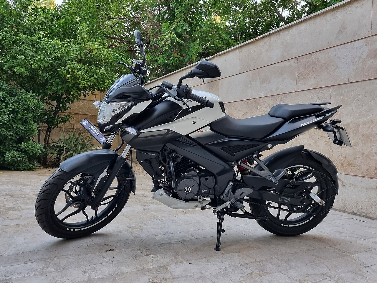 Bajaj Pulsar NS160 — photo 2